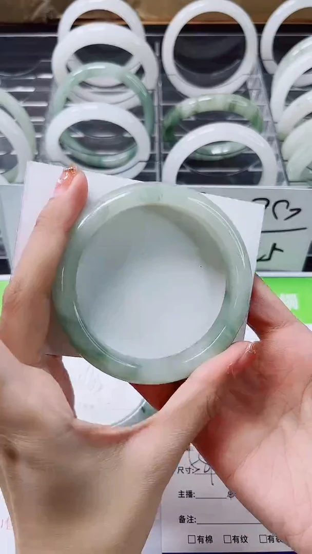 【闪购商品】石英质玉手镯未镶嵌A198-58/59