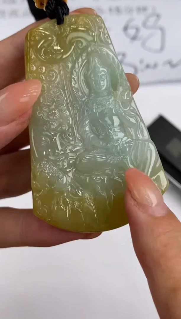 未镶嵌挂件翡翠305409      多人