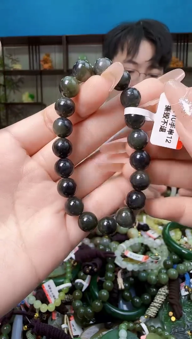 颈饰未镶嵌和田玉多样性发一