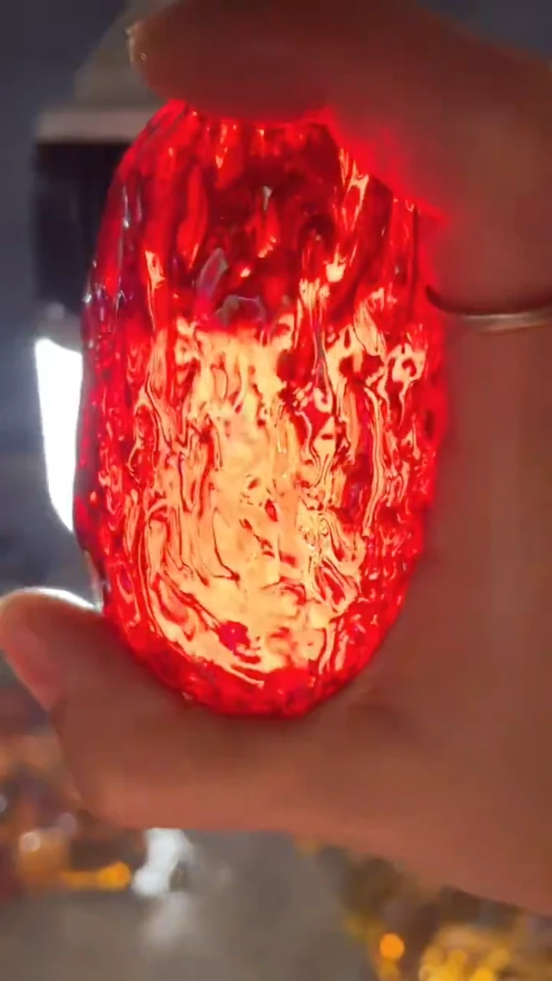 新疆五彩石原石摆件