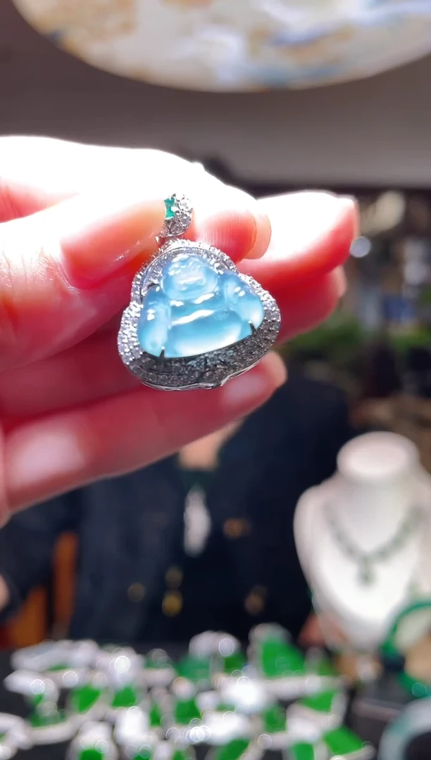 【闪购商品】翡翠吊坠(不含链)未镶嵌多样性发其一