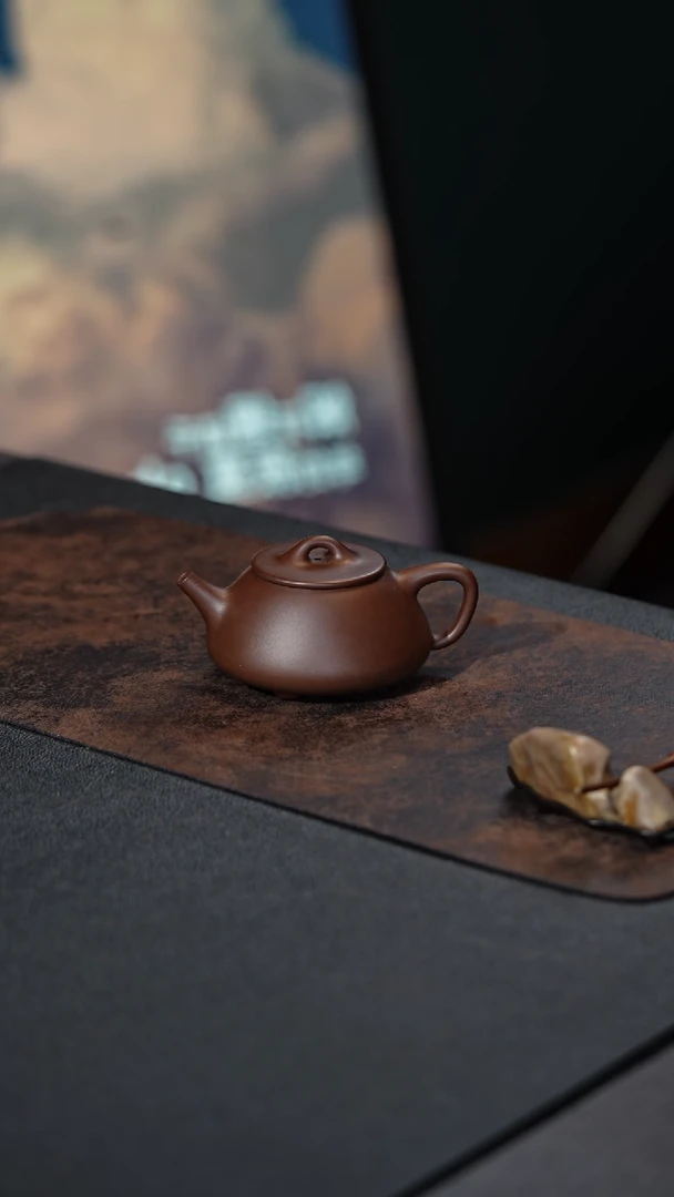 【闪购商品】紫泥茶壶平盖石瓢