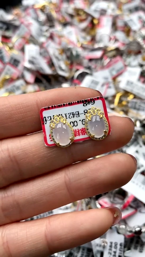 【闪购商品】翡翠戒指银S925镶嵌666666666     6