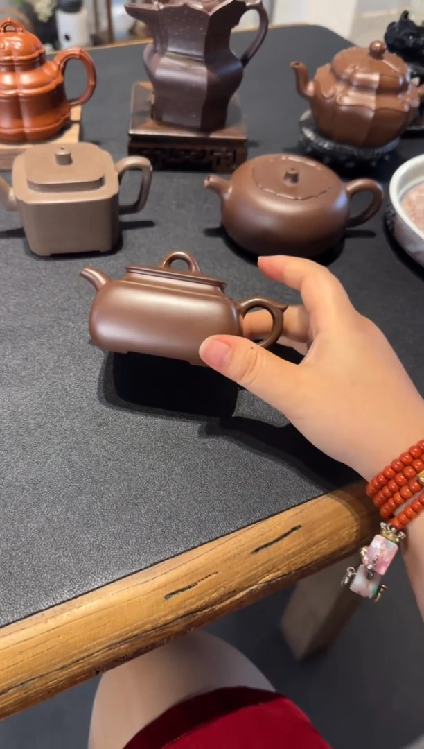 茶壶紫砂顾****?长四方 紫砂壶