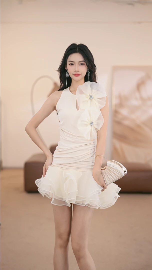 【子纯】新款女装气质高领无袖花朵立体裙 YA25013-1