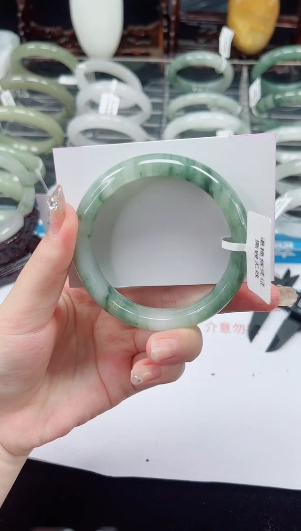 未镶嵌手镯石英质玉27-55/56