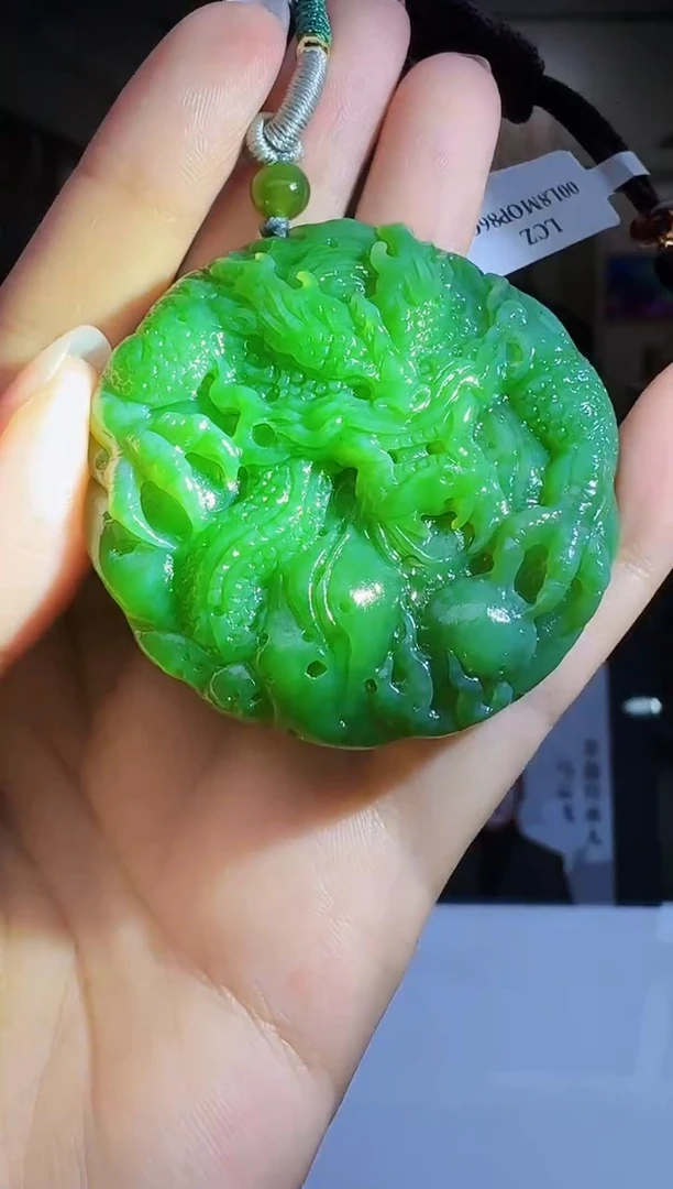 定制和田玉玉界匠心天然和田玉（拍一发一）