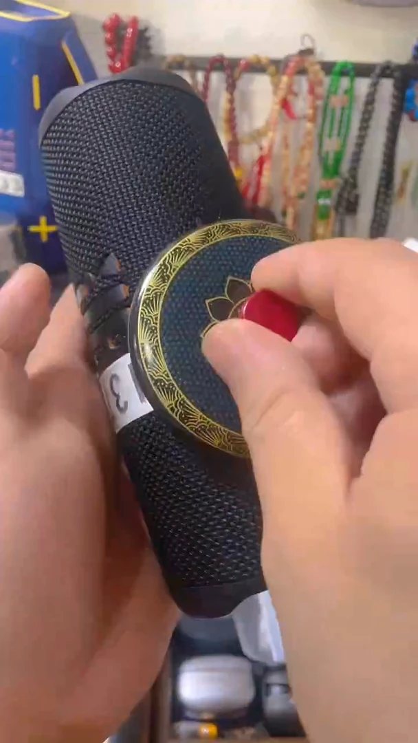 瓷片闪购商品 如图所示