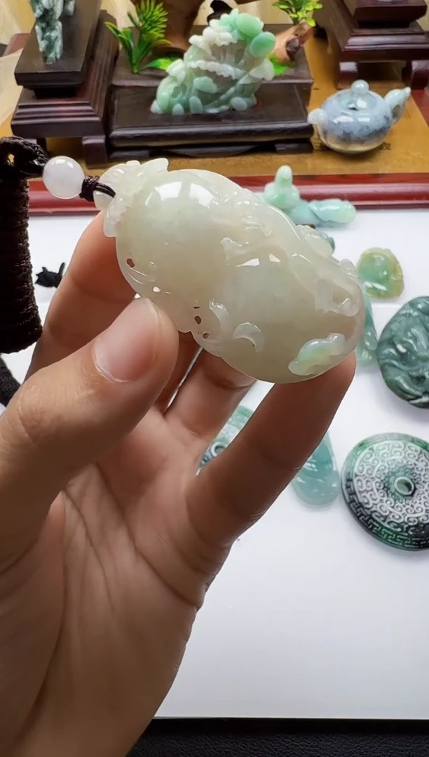 吊坠(不含链)未镶嵌翡翠1