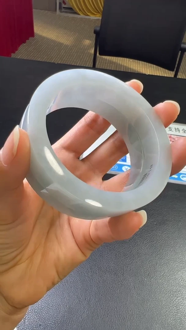 未镶嵌天然缅甸A货翡翠手镯定制翡翠SZ010301