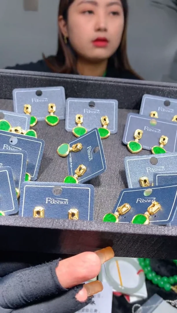 【闪购商品】定制翡翠银S925镶嵌10定制翡翠-多样性发货（发其一）