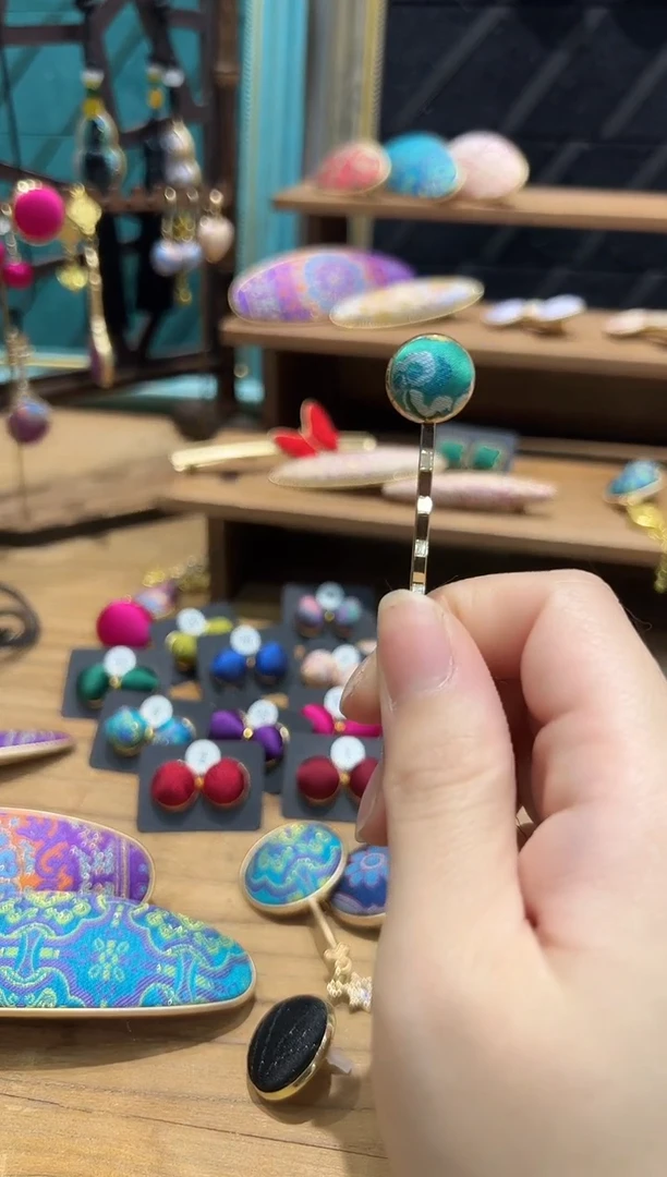 【闪购商品】【孤品车2.11】绿色祥云一字夹