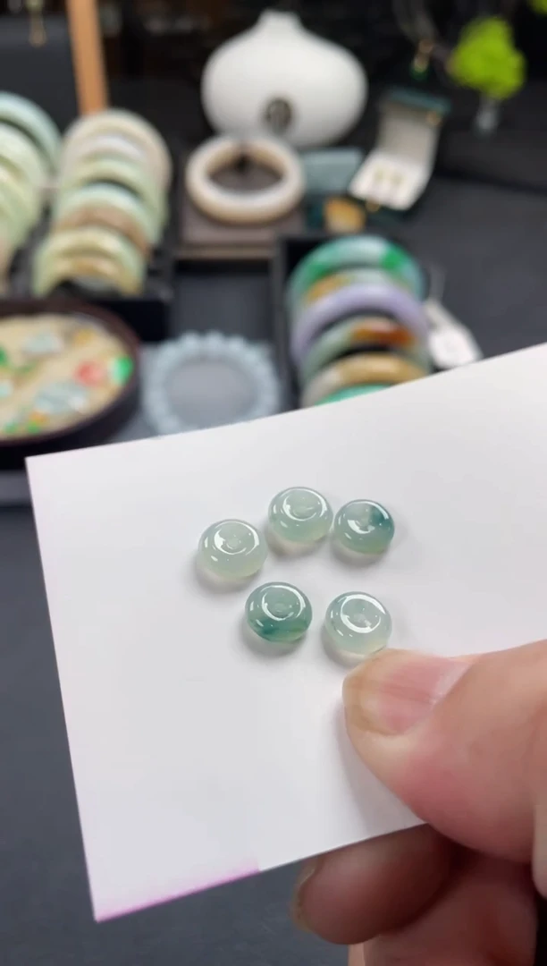 【闪购商品】翡翠颈饰未镶嵌多样性（任发一个）