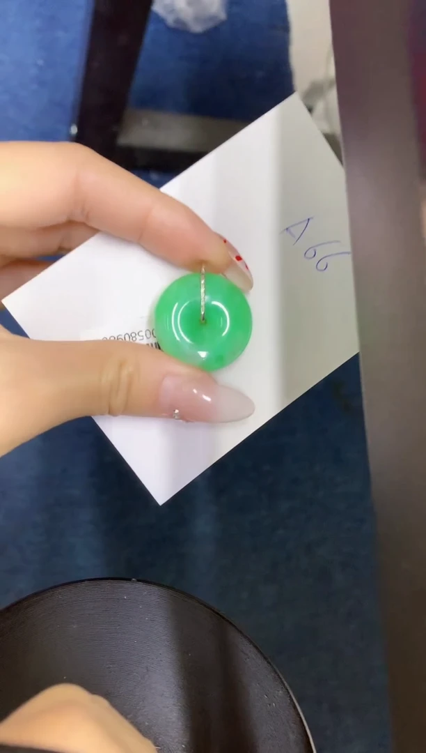 【闪购商品】翡翠颈饰18K金镶嵌0000000000