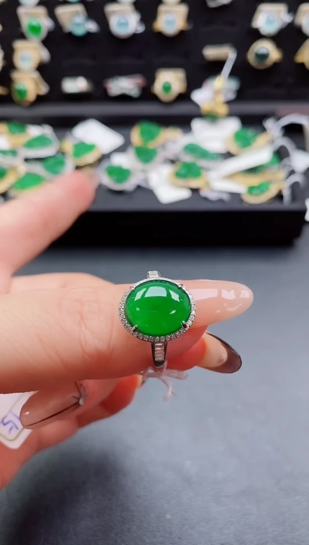 银S925镶嵌戒指翡翠1