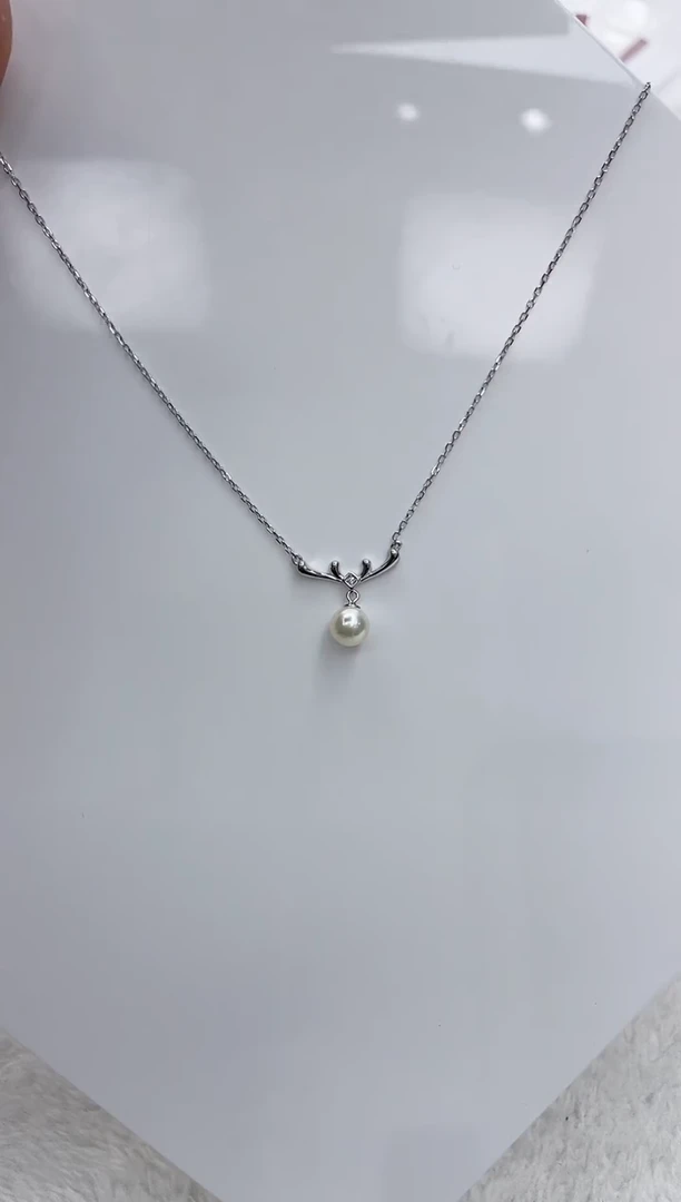 【闪购商品】海水珍珠颈饰银S925镶嵌海水珍珠项链