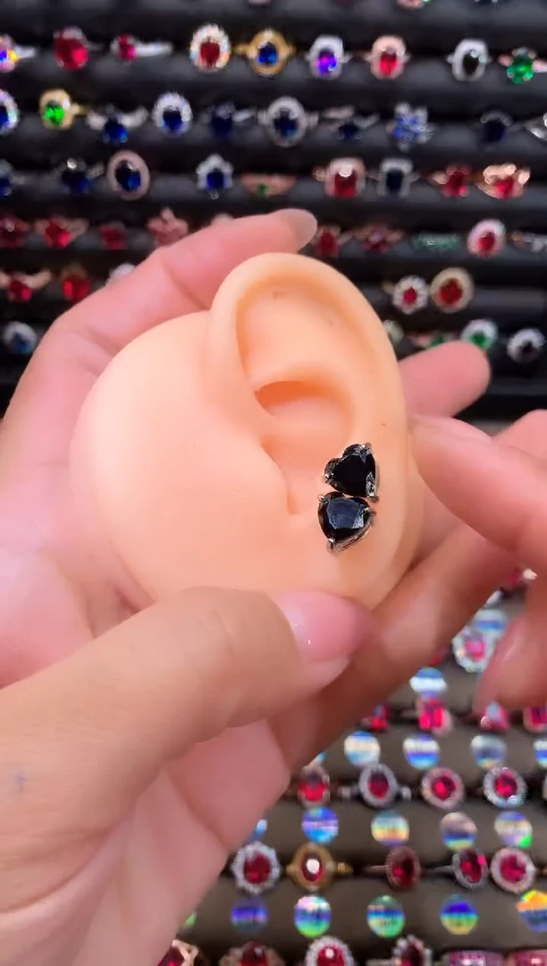 【闪购商品】蓝宝石耳饰银S925镶嵌10山蓝