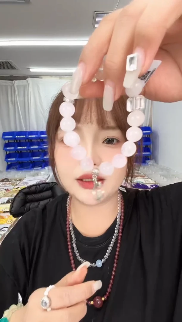水晶手链未镶嵌天然珠宝多样性发其一