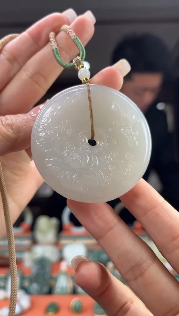 【闪购商品】和田玉颈饰未镶嵌佩佩