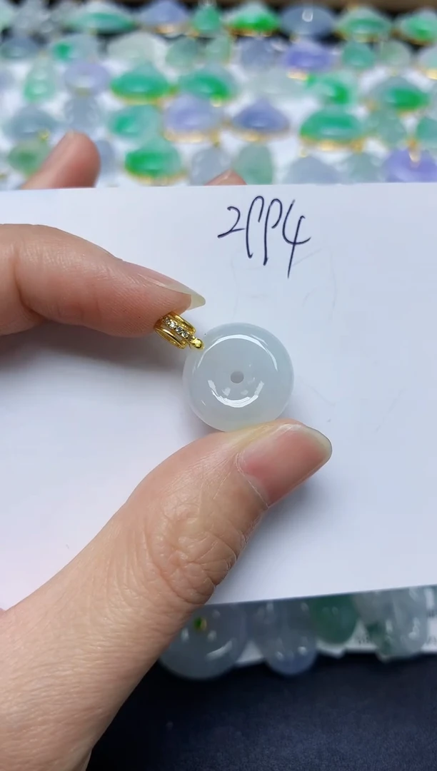 翡翠未镶嵌颈饰 天然缅甸翡翠A货