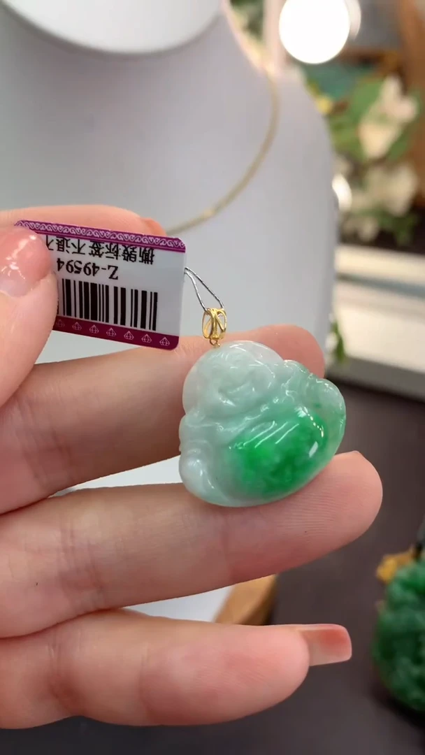 【闪购商品】翡翠吊坠(不含链)18K金镶嵌挂件