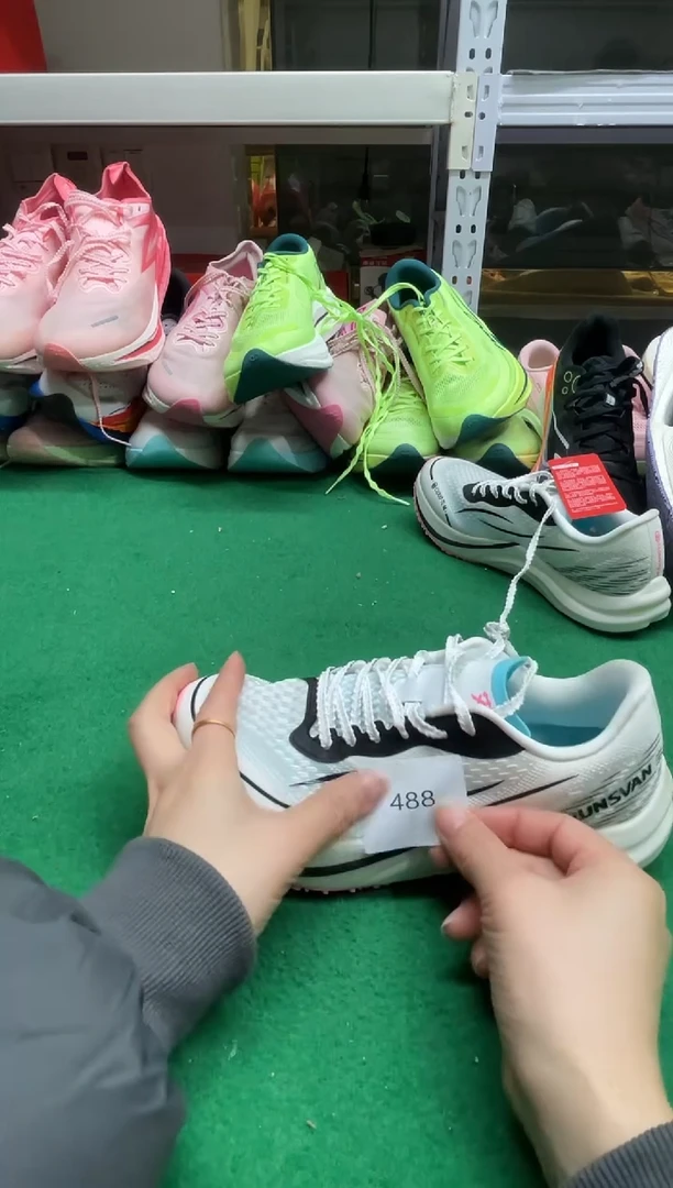 海**鹰这是个大鞋店家的鞋488