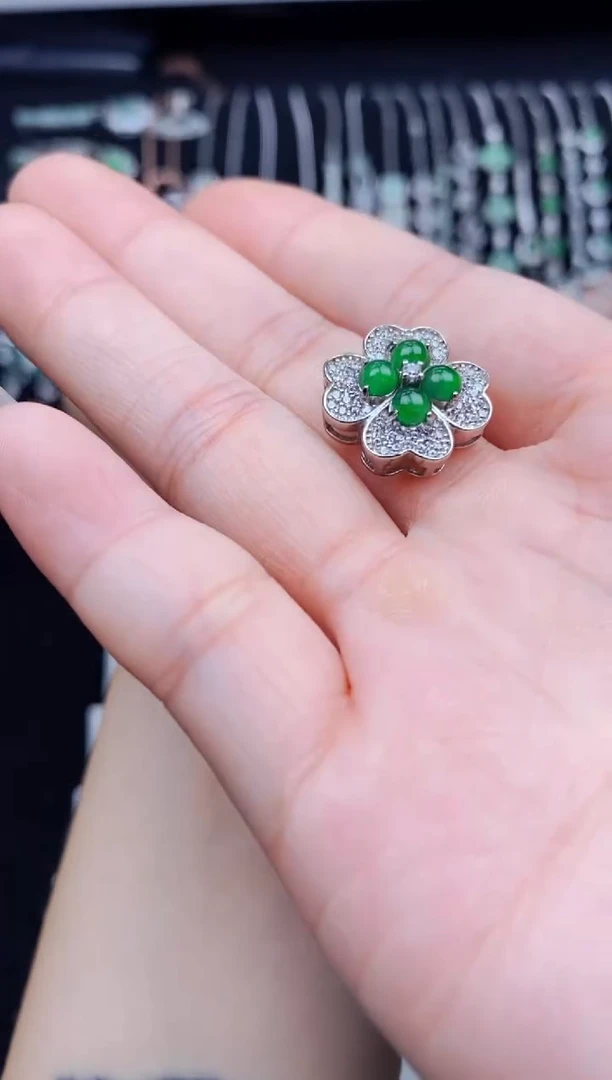 颈饰银S925镶嵌翡翠5937