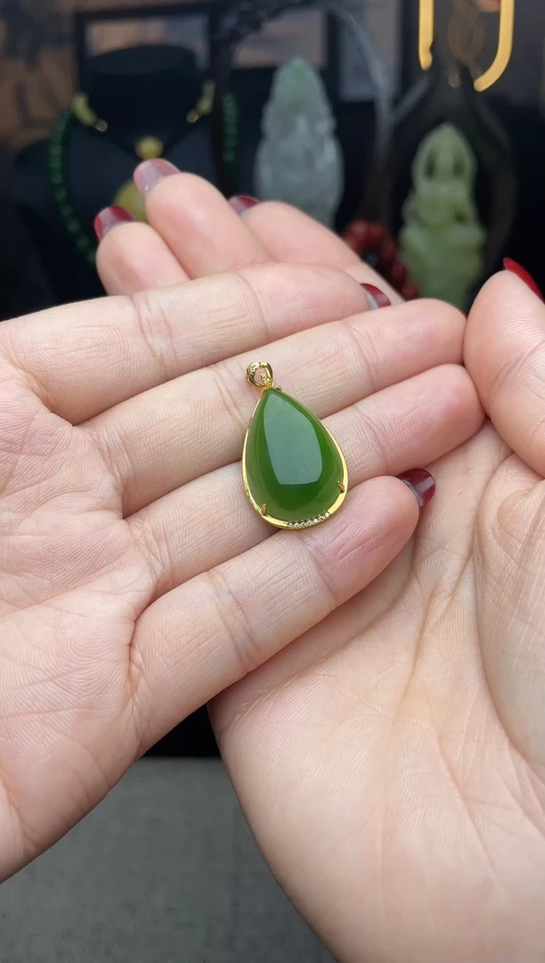 【闪购商品】和田玉颈饰18K金镶嵌吊坠ge98