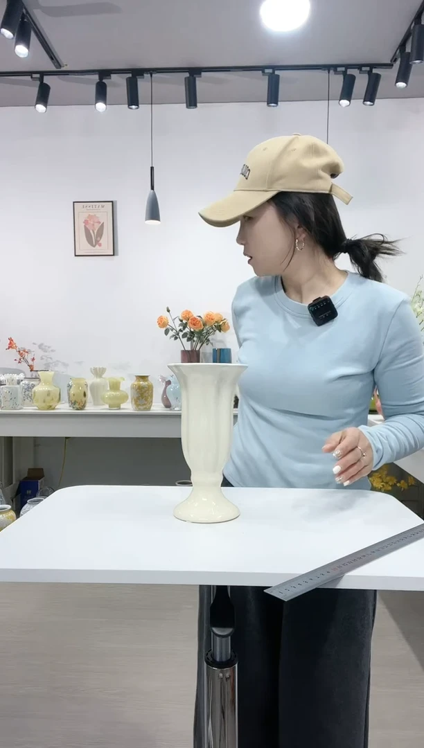 【闪购商品】陶瓷JB 23 奶黄