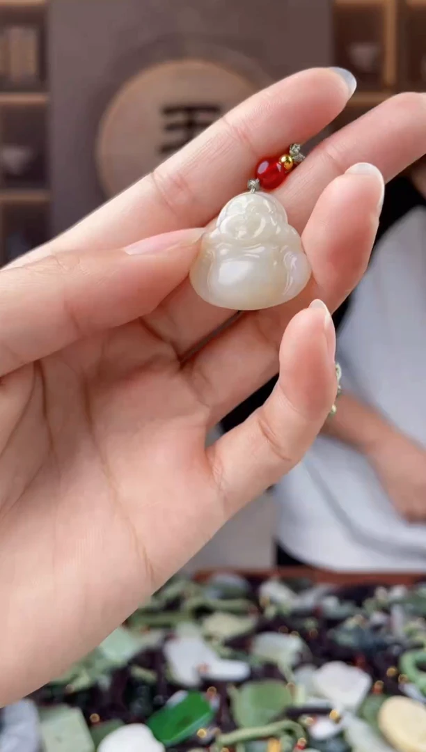 未镶嵌和田玉挂件拍一发一，多样性发货