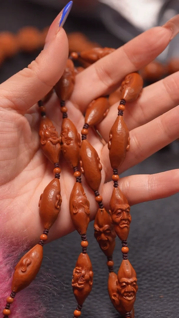 手串橄榄核1.1/柳叶十八罗汉脖挂