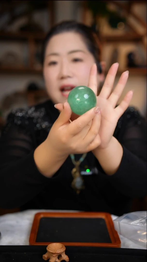 未镶嵌球萤石萤石球D577