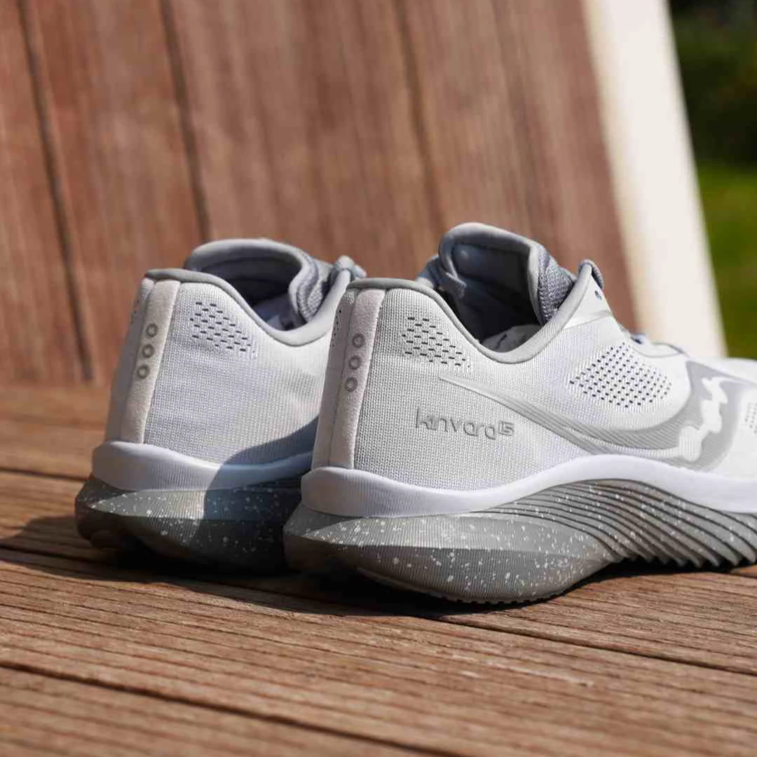 Saucony索康尼KINVARA菁华15跑鞋训练舒适轻便透气男跑步鞋