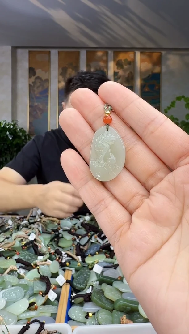 未镶嵌和田玉挂件拍一发一