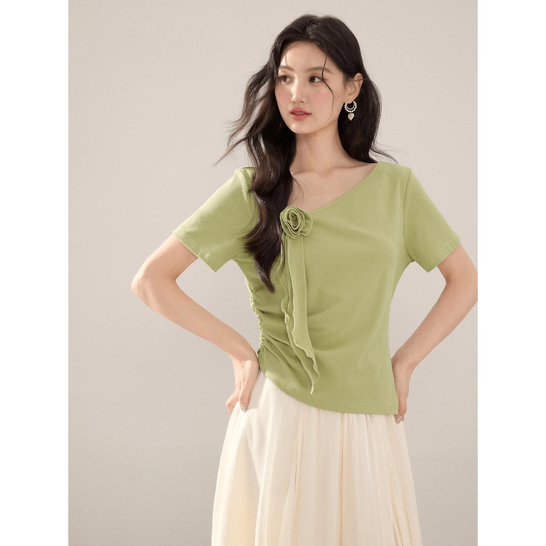 爱蔷薇大码短袖绿色t恤女2025新款法式立体花朵斜领上衣夏GT77883