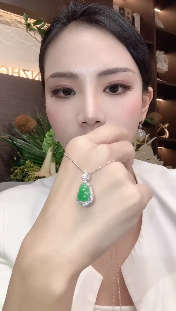 吊坠(不含链)18K金镶嵌翡翠D36