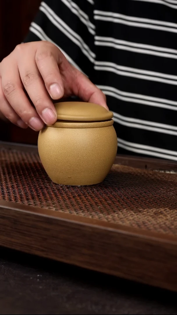 茶壶紫砂黄金段大缸茶叶罐