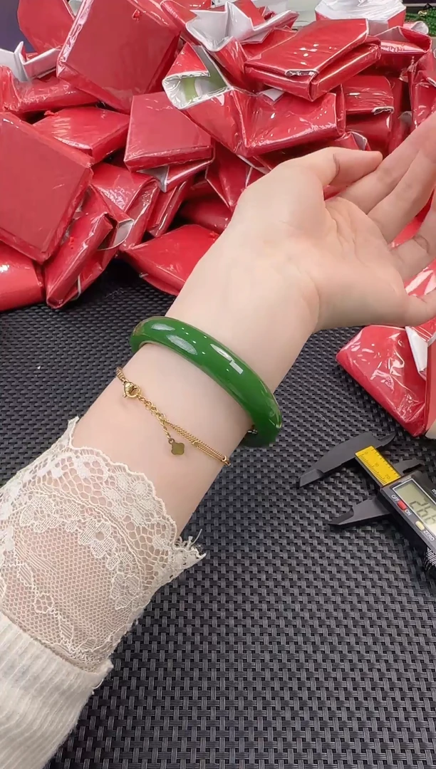 未镶嵌手镯石英质玉圈口57