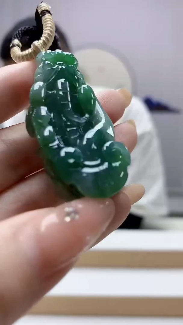 未镶嵌定制翡翠4898DD-毛货挂件30