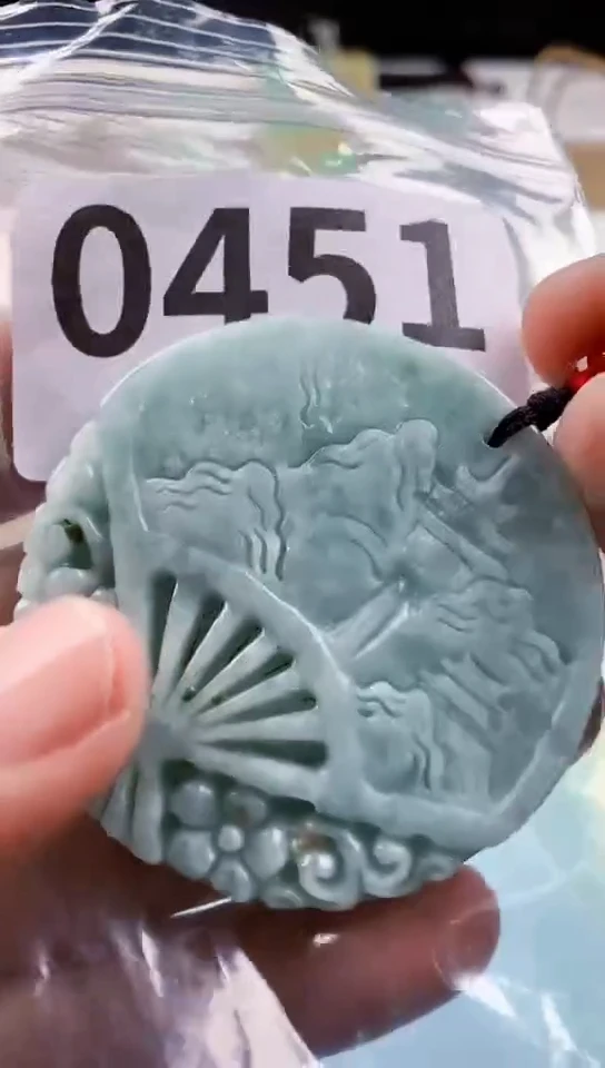 【闪购商品】翡翠挂件未镶嵌天然翡翠吊坠挂件