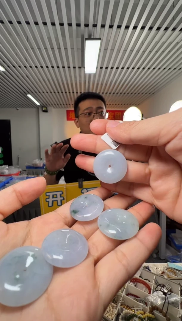 吊坠(不含链)未镶嵌翡翠天然A货翡翠平安扣24-25MM多样性发一