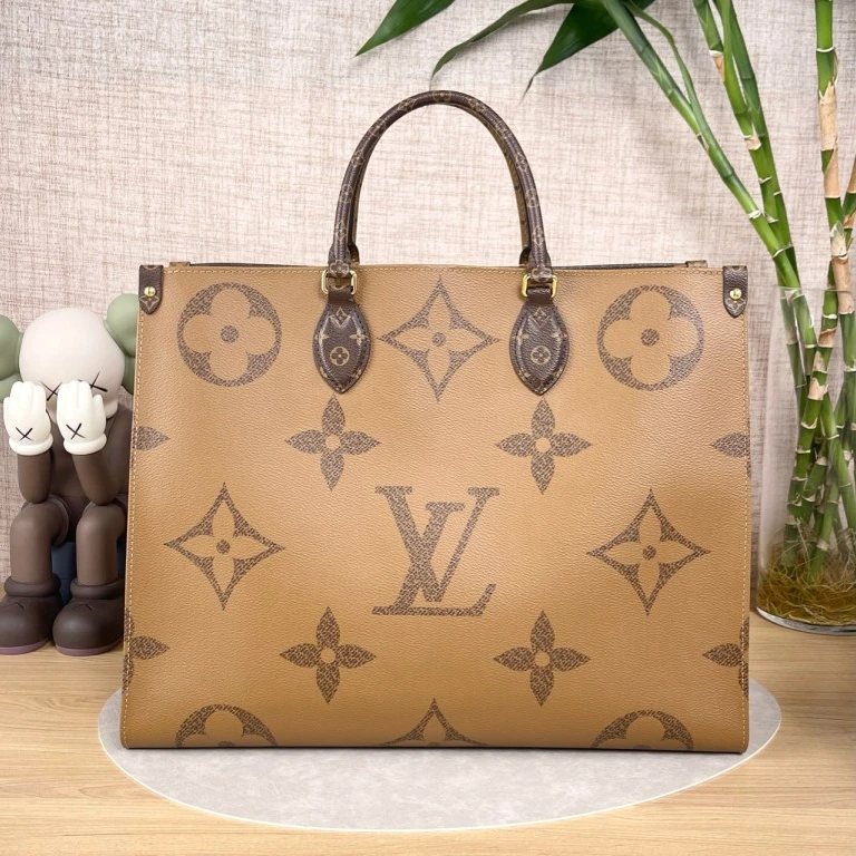 95新 LouisVuitton/路易威登 【九筒奢品】OTG 大号/单肩包/1025