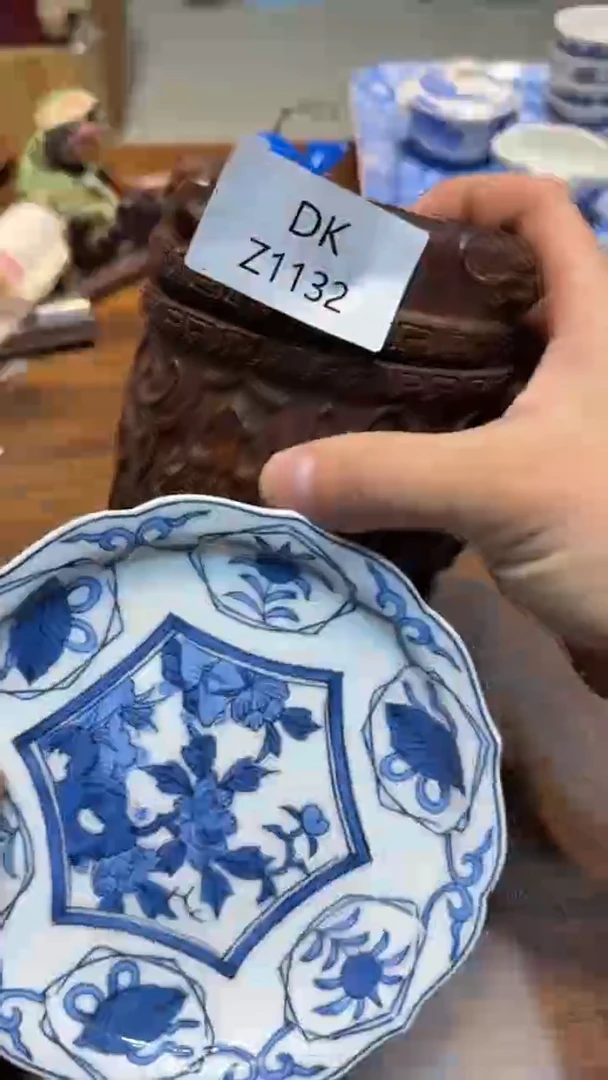瓷片上****馆哈哈哈哈哈1132