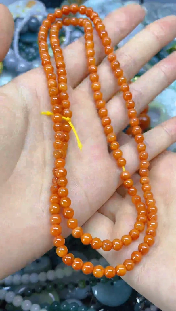 翡翠未镶嵌颈饰5MM一单一个多样性随机发一件