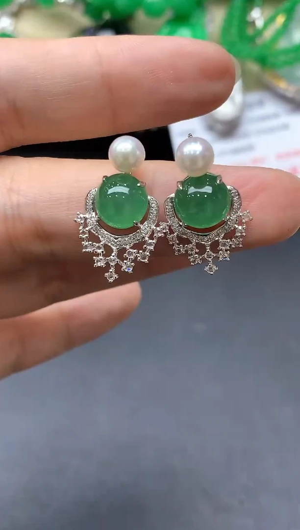 翡翠18K金镶嵌颈饰542-中国好珍宝