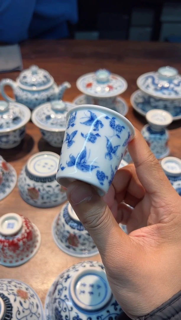 【闪购商品】邵春霞 百蝶直口小杯