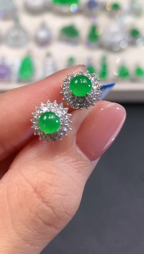 18K金镶嵌翡翠耳饰q27