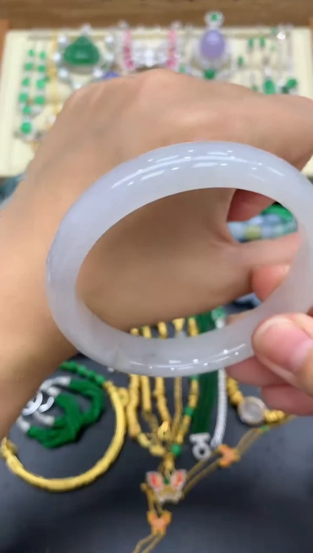 翡翠手镯未镶嵌292-中国好珍宝