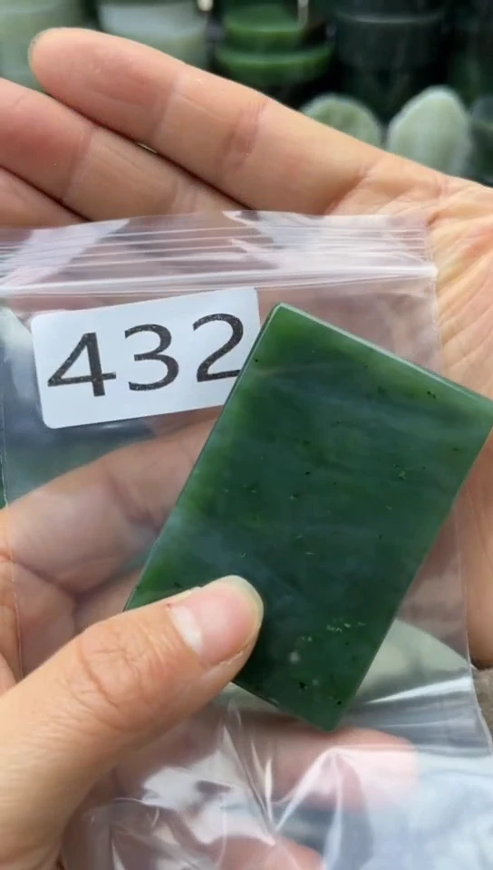 未镶嵌和田玉珠宝半成品牌子