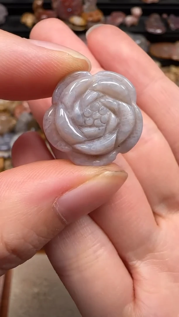 硅化珊瑚（珊瑚玉）未镶嵌颈饰650
